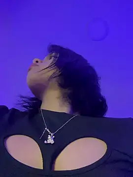 KLOE MARTINS online show from February 6, 10:29 am