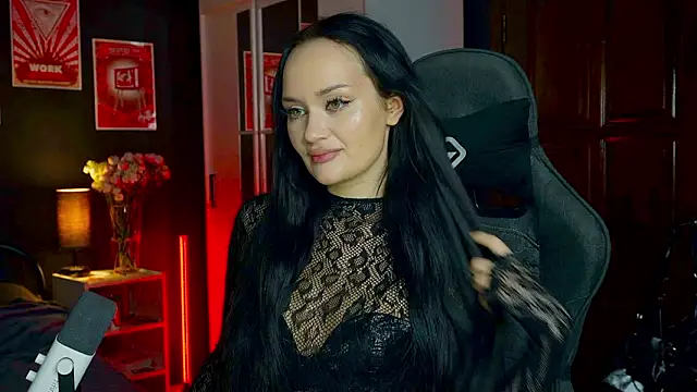 QueenAliss online show from February 17, 8:02 am