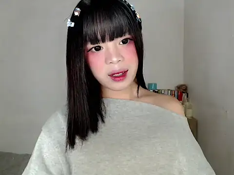 SweetCheska19 online show from June 10, 7:45 pm