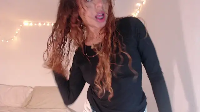 ValienteGirl  online show from April 15, 2:56 am