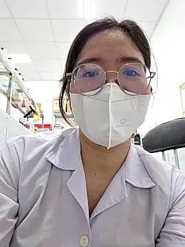 HinaLovely online show from April 6, 4:46 am