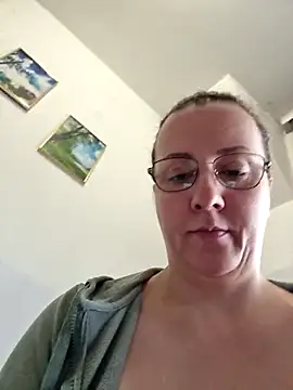 Goodass7 online show from December 14, 9:15 am