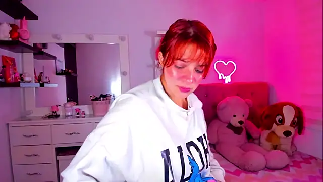 Vannessa  Shy online show from June 9, 11:37 pm