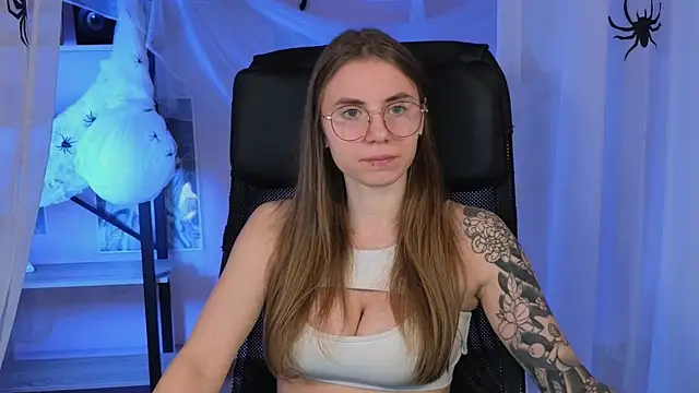  AnnaStark  online show from October 30, 8:32 pm