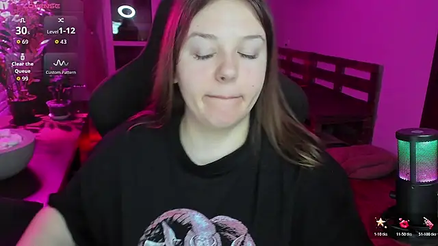 XNirvanaX online show from December 20, 4:16 am