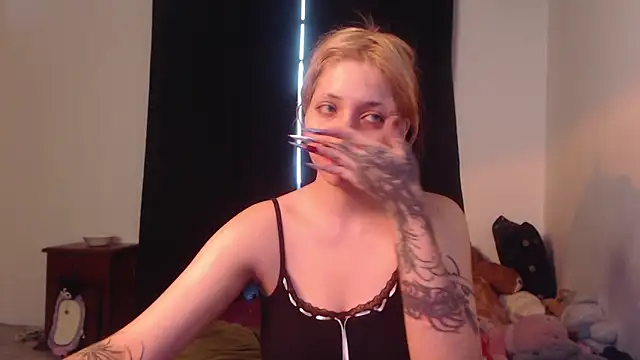 MaryJannes online show from February 18, 8:08 pm