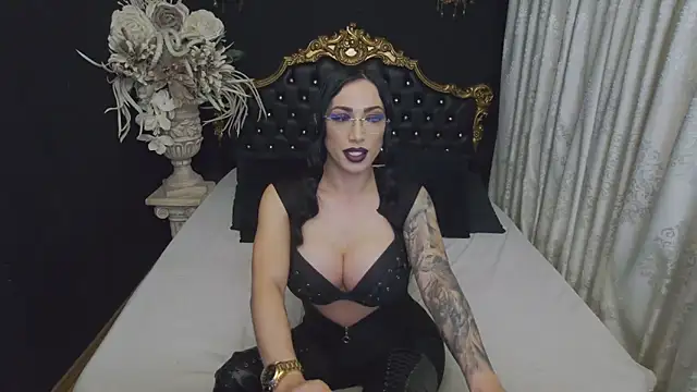 MichaelaDark online show from January 17, 4:42 am