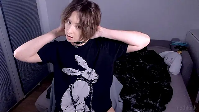 mothkink online show from February 9, 7:16 pm