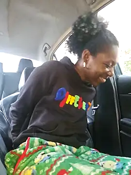 oliviaprettypussy online show from October 26, 2:01 pm