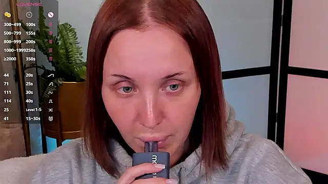 LianaFord online show from April 21, 7:48 am