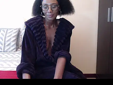 yummycherryxx online show from November 19, 8:36 am