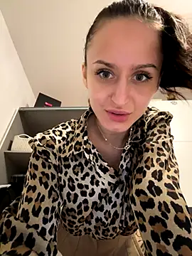 ZeynaShayk online show from October 16, 4:09 pm