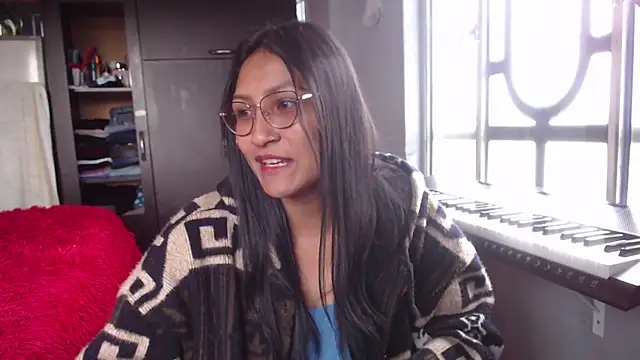 leah-666 online show from July 29, 1:00 pm
