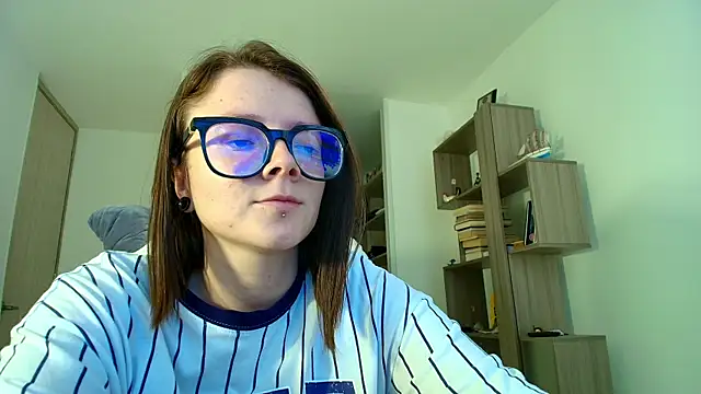 Snapshot of Arya_starrk chatting on September 11, 3:12 pm Arya starrk online show from September 11, 3:12 pm