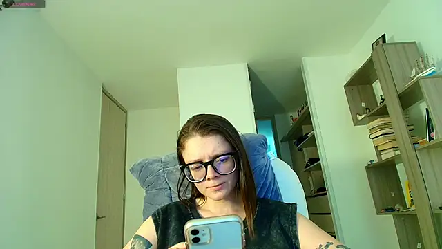 Snapshot of Arya_starrk chatting on September 17, 1:42 pm Arya starrk online show from September 17, 1:42 pm