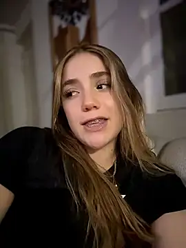 ShelbyHagen online show from May 26, 12:21 am