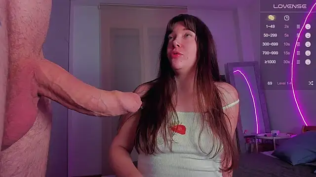 alicekaneky online show from November 2, 11:52 pm