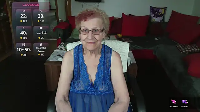 HeisseomaOriginal online show from May 20, 7:27 am