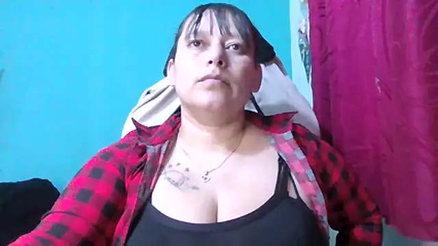 Diana Lozano online show from May 27, 5:04 am