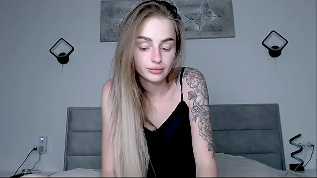 Snapshot of RIta_orr chatting on September 15, 8:05 pm RIta orr online show from September 15, 8:05 pm