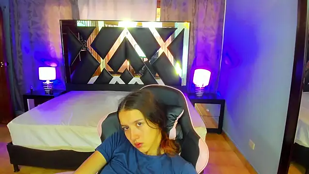 Linda4Petite online show from July 24, 6:38 pm