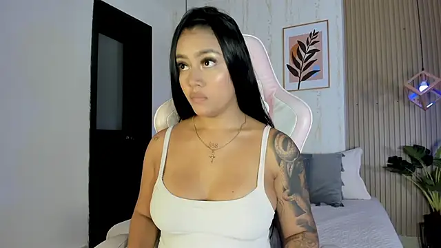 CameronCollins  online show from September 19, 8:08 pm