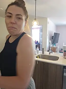 Ellie-L-Elizabeth online show from July 5, 2:56 pm
