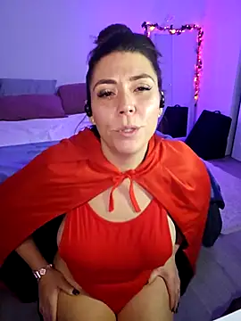 Ellie-L-Elizabeth online show from October 30, 5:14 pm