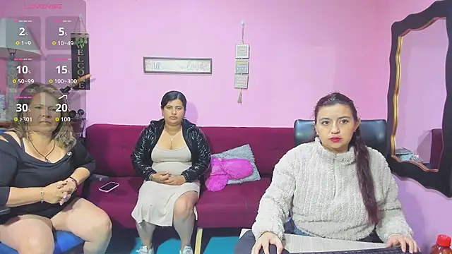 lesbiancuple online show from November 30, 10:52 am