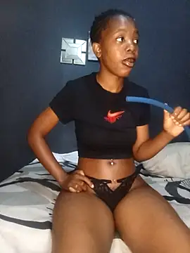 SheisBlacq online show from November 7, 9:09 pm