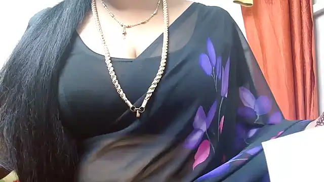 Snapshot of tamilharini chatting on September 15, 4:21 am tamilharini online show from September 15, 4:21 am