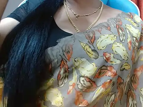 Snapshot of tamilharini chatting on October 3, 6:40 am tamilharini online show from October 3, 6:40 am