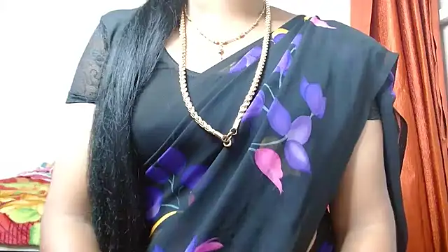 Snapshot of tamilharini chatting on September 9, 4:45 am tamilharini online show from September 9, 4:45 am