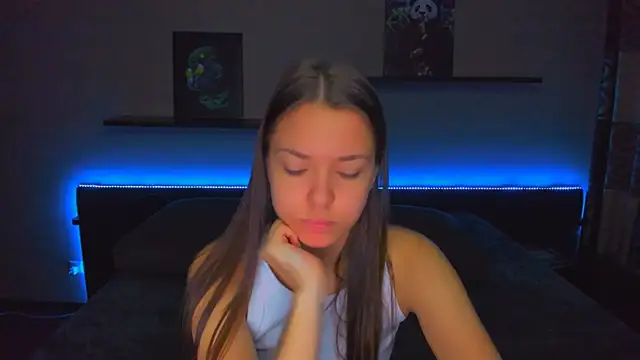 AlexaBarkley online show from November 6, 1:00 am