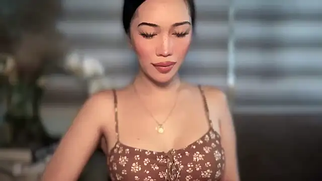 Jasmine Elcock online show from October 10, 5:12 am