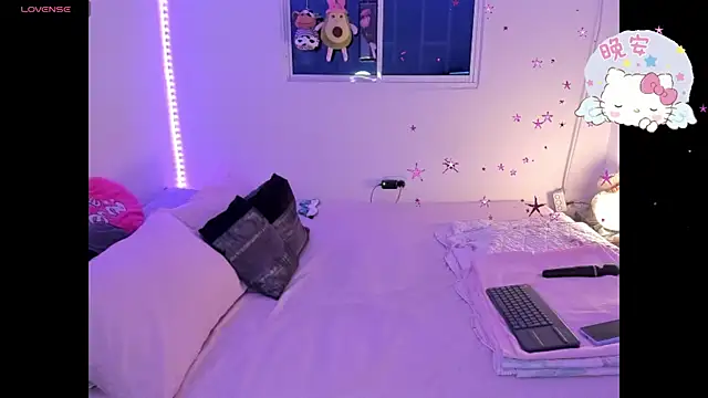 MollyG18 online show from October 2, 3:55 am