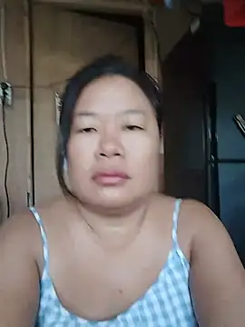 Lovelywoman43 online show from July 6, 9:50 pm