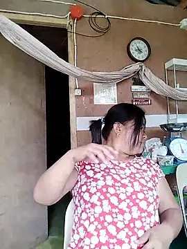 Lovelywoman43 online show from September 26, 11:45 pm