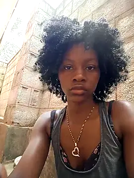 Petite li online show from November 28, 7:33 am