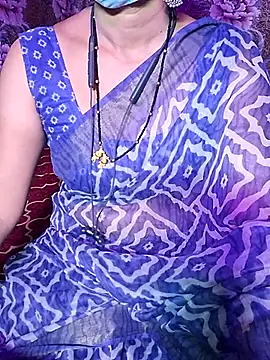 XBHUUME online show from July 6, 4:53 pm