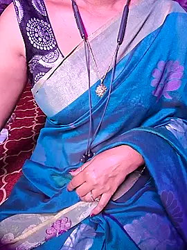 XBHUUME online show from February 10, 4:54 pm