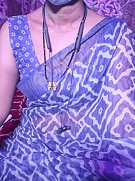 XBHUUME online show from July 22, 5:25 pm