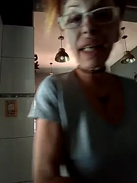 FrozenWaffle online show from February 25, 4:16 pm