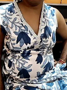 Snapshot of Diya_143 chatting on October 15, 5:26 pm Diya 143 online show from October 15, 5:26 pm