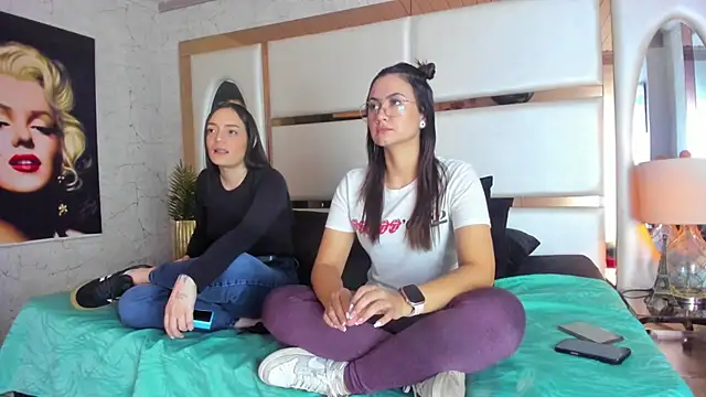 celestestars online show from November 5, 9:31 pm