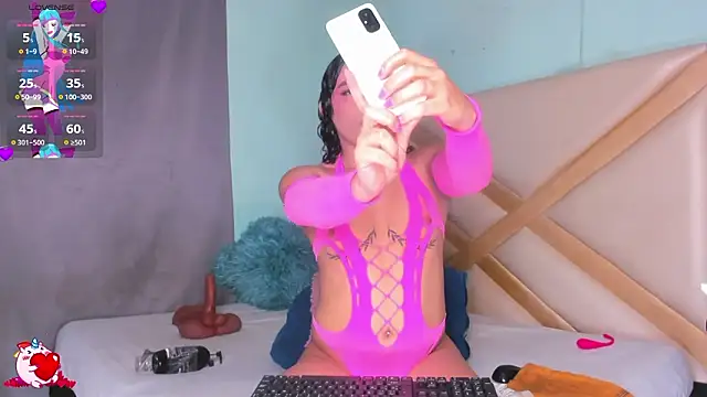 SophieeSweet online show from March 25, 9:17 pm