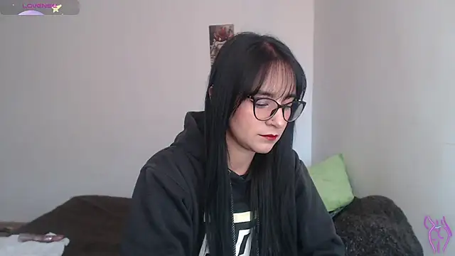 party2col online show from March 12, 1:58 pm