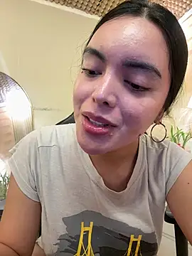 TS-SimplyTheBest online show from March 11, 10:41 am