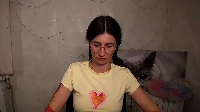 MaryEm976 online show from May 26, 9:30 am