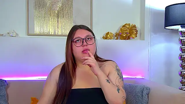 LillianKim online show from September 14, 7:01 pm